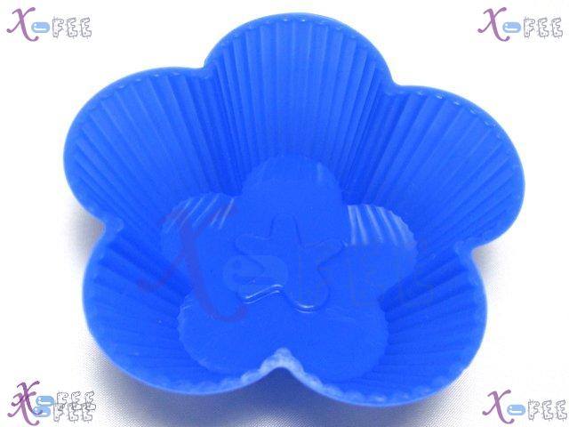 dgmj00001 NEW 12 PCS High-quality Kitchen DIY FOOD Silicone Bakeware Cupcake Baking Molds 2